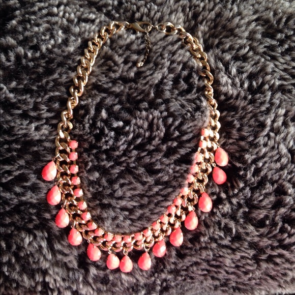 Stylish gold-toned chain statement necklace