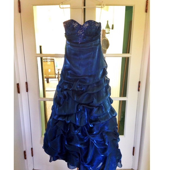 Gorgeous prom dress