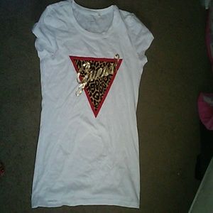 Guess brand t-shirt