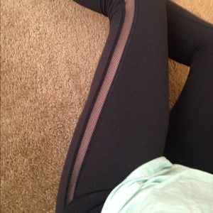 Lululemon second chance WU