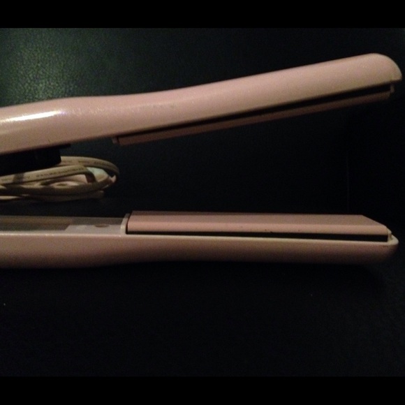 Straightener💁 - Picture 3 of 4