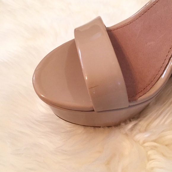 Steve Madden Xplicit Wedges in Fawn (Nude) - Picture 4 of 4