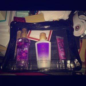 VICTORIAS SECRET LOVESPELL SET
