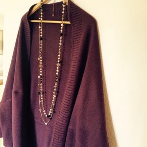 Oversized cape cardigan burgundy