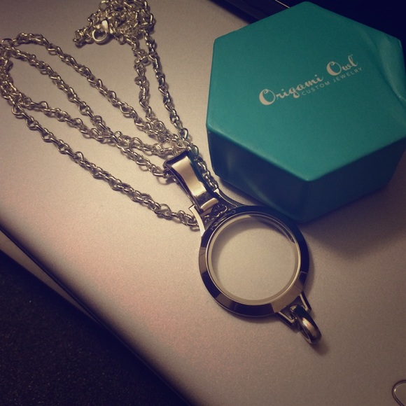 Origami Owl Sliver lanyard locket base