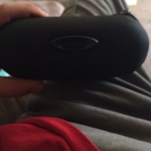 Oakley hard cover case