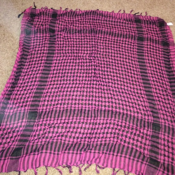 Hot pink and black checkered scarf