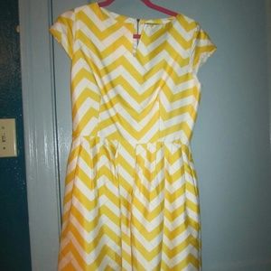 Elizabeth McKay Dress Yellow chevron
