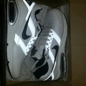 NEW AIR MAXS. Talk prices