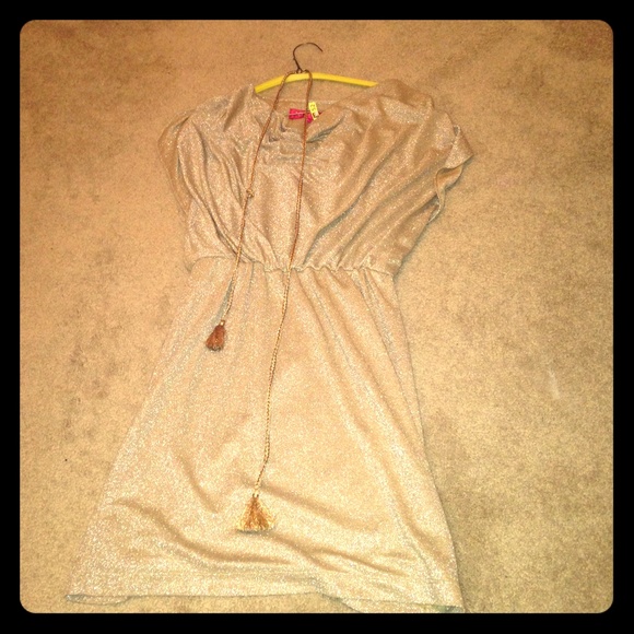 Nine and co gold shimmer dress
