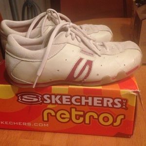 Sketchers Sneakers
