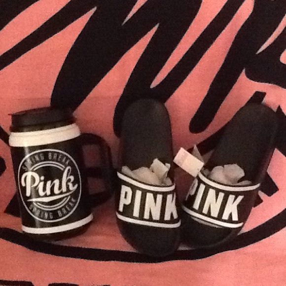 PINK Victoria's Secret Other - SOLD BNWT VS PINK CHUG MUG & SLIDE sandal