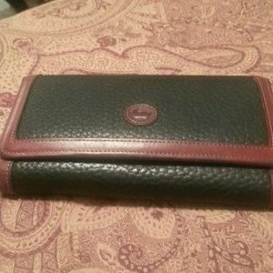 Dooney and Bourke wallet