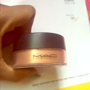 Mac Golden Bronze.