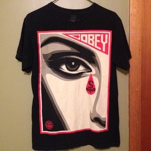Obey Tee