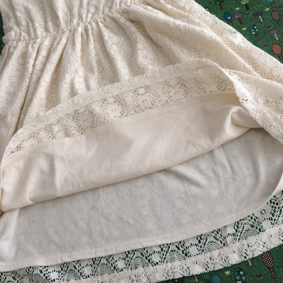 🎉HP🎉 Mossimo cream crochet dress - Picture 3 of 4