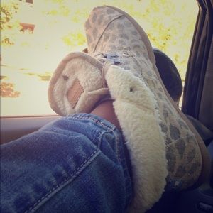 Burlap Leopard Print TOMS high tops