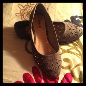 🎉sale🎉 9w Torrid point flats