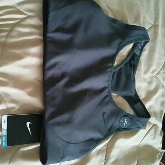 High support sports bra