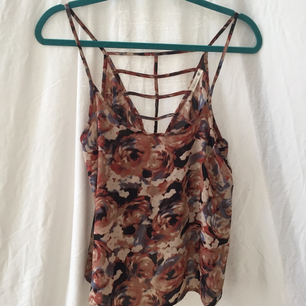 Floral print flowy tank top