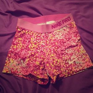 Nike pros (xs)