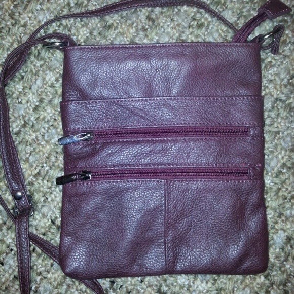Leather cross body purse wine color - Picture 1 of 3