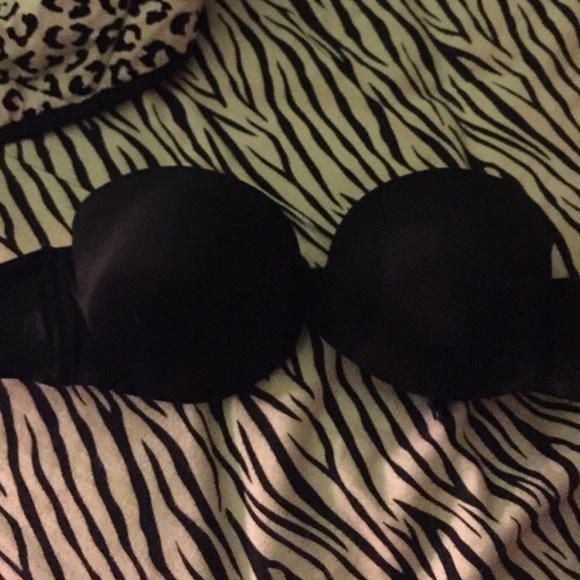 Strapless bra