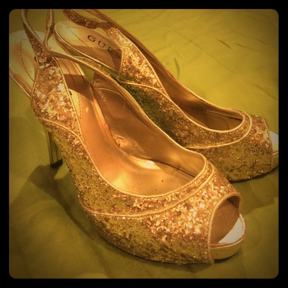 Gold glittering heels