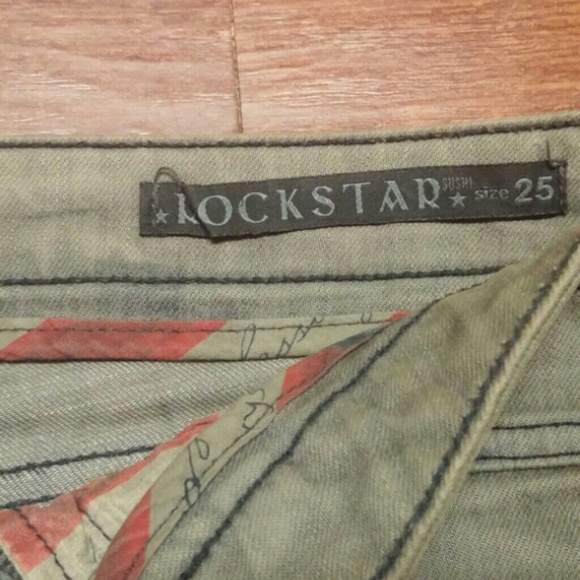 Reduced: ROCKSTAR DENIM SHORTS - Picture 3 of 4