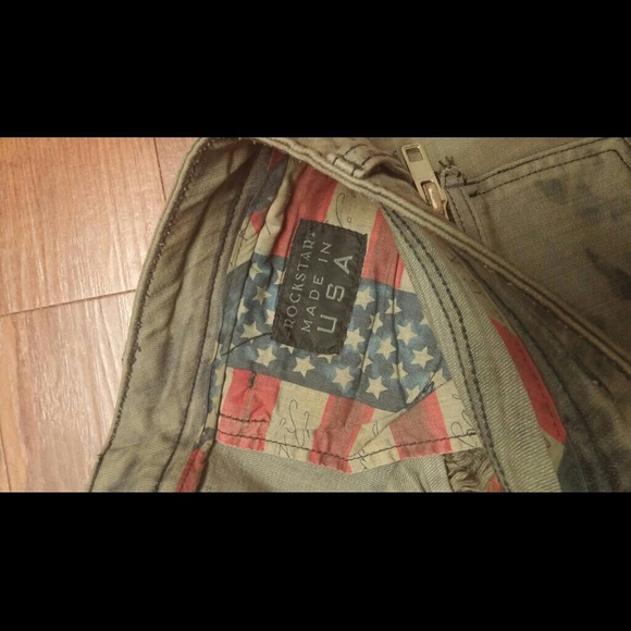 Reduced: ROCKSTAR DENIM SHORTS - Picture 4 of 4