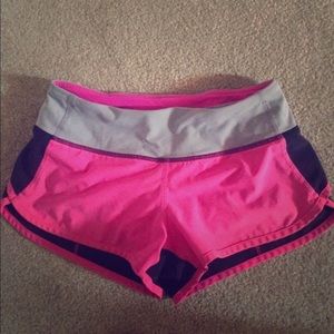 💥SOLD💥 LuLuLemon size 2 speed shorts