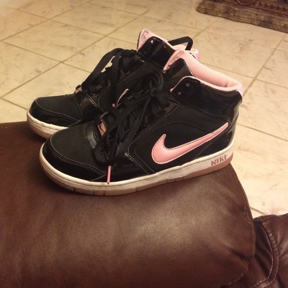 Nike shoes
