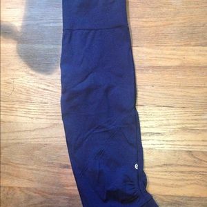 Lululemon dark purple crop Yoga Pant