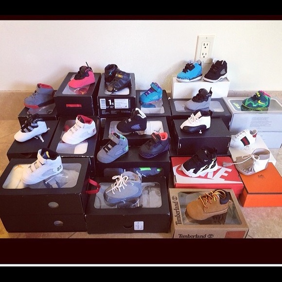 Baby's a shoe addict also! 🏆🏆🏆 SOLD ALL!!