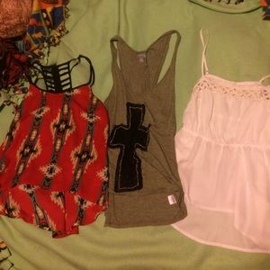 3 fashionable tanks!