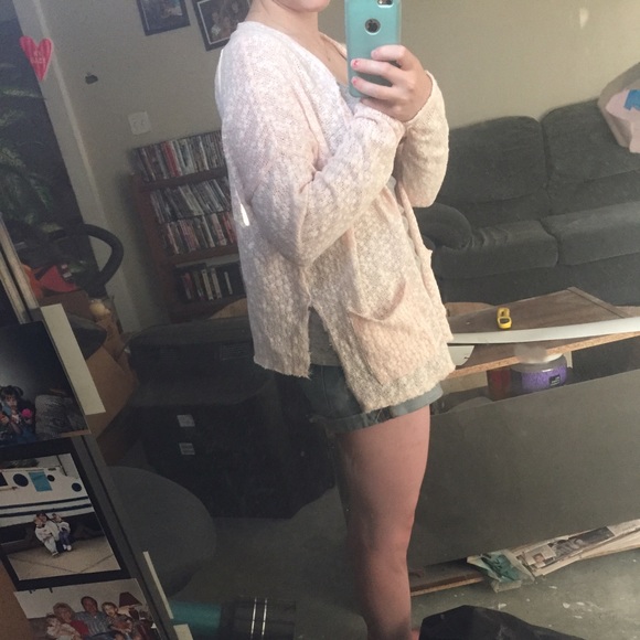 Light pink cardigan NWT - Picture 3 of 5