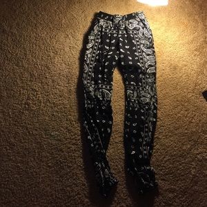 Bandana joggers