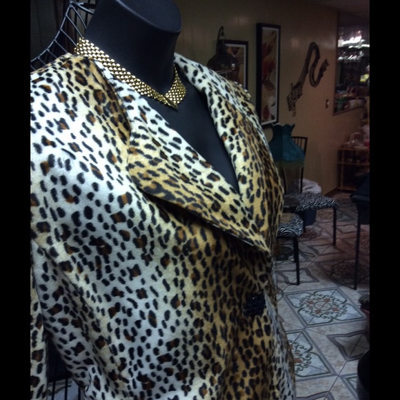 Jacket - Picture 2 of 4