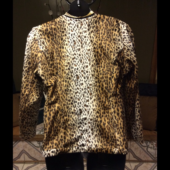 Jacket - Picture 3 of 4