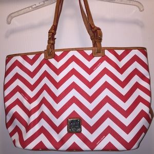 AUTHENTIC Dooney & Bourke Purse