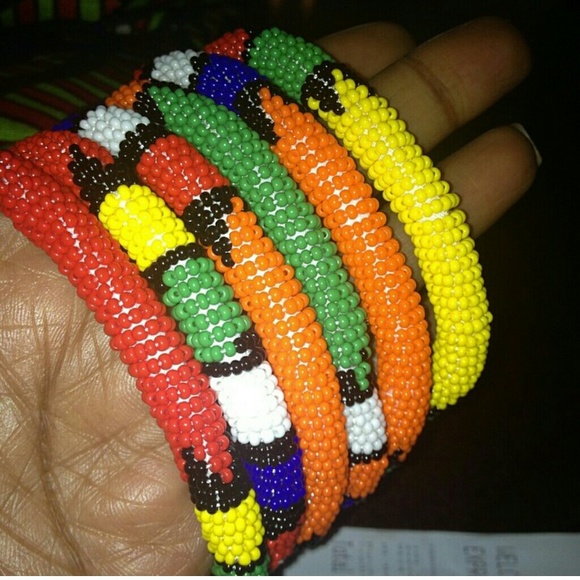 4 Bracelets