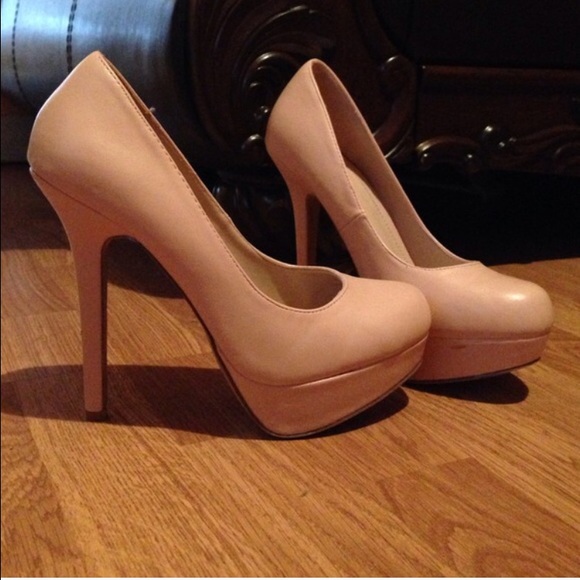 Light Pink Forever21 pumps
