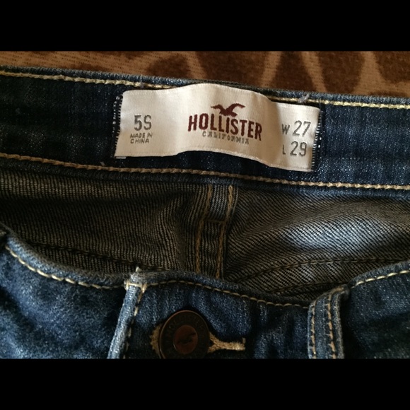 Size 5s Hollister jeans - Picture 2 of 2