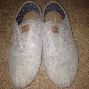 Women's toms BRAND NEW / not in box