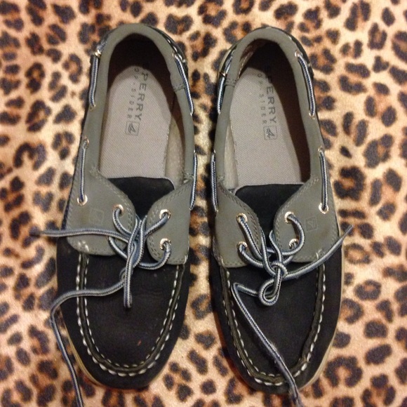 Boy's size 5 1/2 Navy / Gray Loafers.