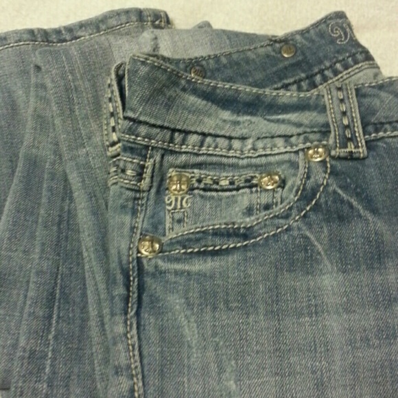 Miss me true 28/32 boot cut stressed - Picture 2 of 4