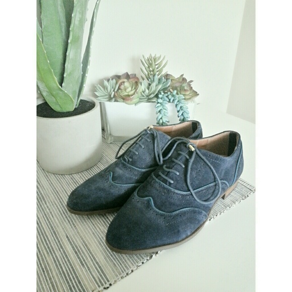 Tommy Hilfiger Shoes - $89 BLUE SUEDE LACE UP OXFORDS
