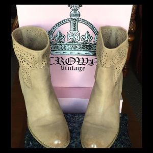 Leather Booties - Hold for Marizap