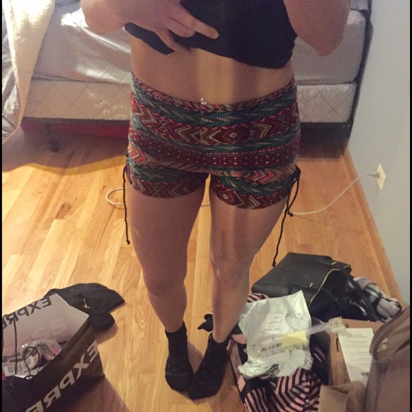 Pattern shorts - Picture 4 of 4