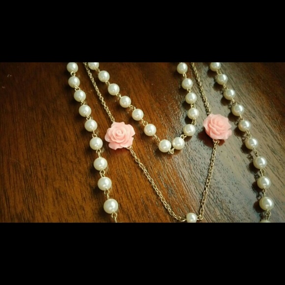 3 Layer Pearl and Pink Rose Necklace - Picture 1 of 3